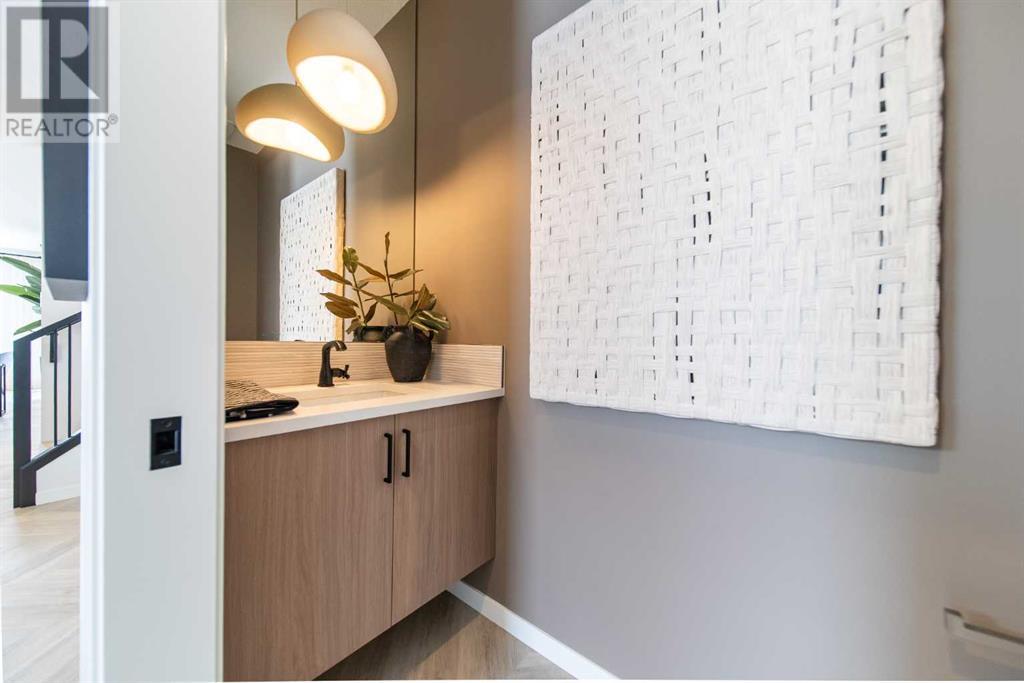 262 West Grove Lane Sw, Calgary, Alberta  T3H 6K7 - Photo 14 - A2214083