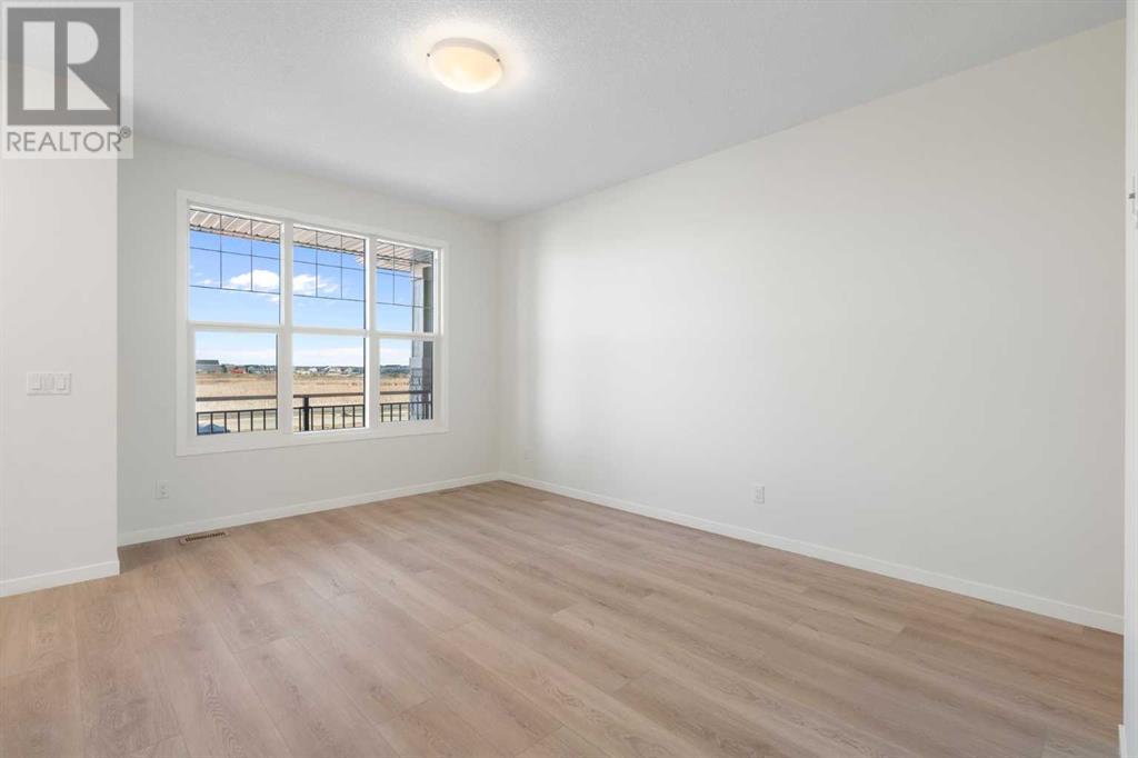 Property at 969 Creekview Drive SW image 3