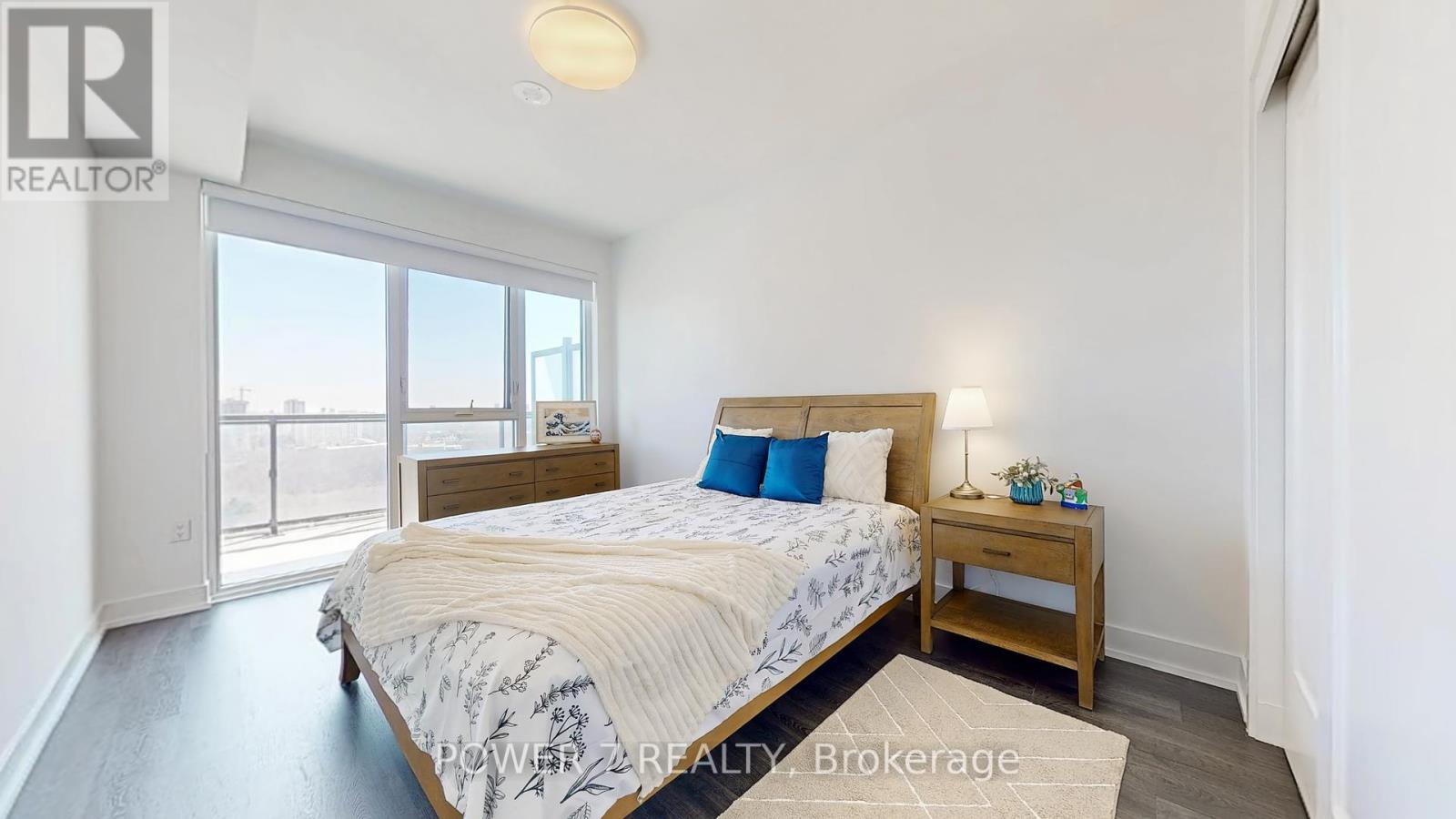 1808 - 30 Inn On The Park Drive, Toronto, Ontario  M3C 0P7 - Photo 13 - C12107105