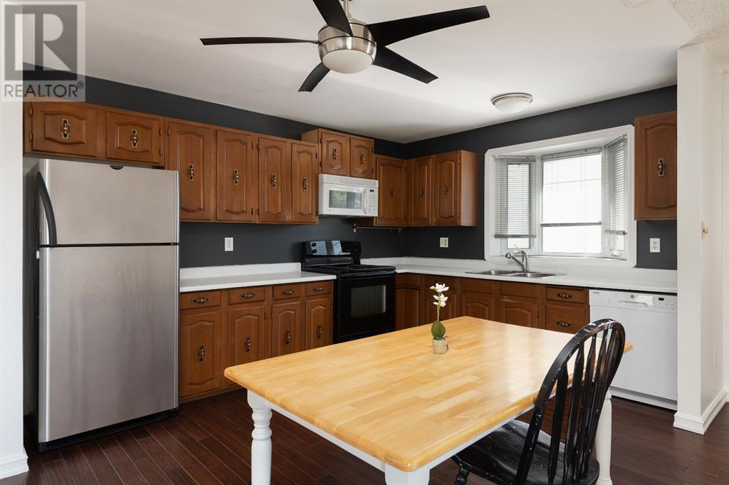 128 Ermine Crescent, Fort Mcmurray, Alberta  T9H 4M6 - Photo 12 - A2214423