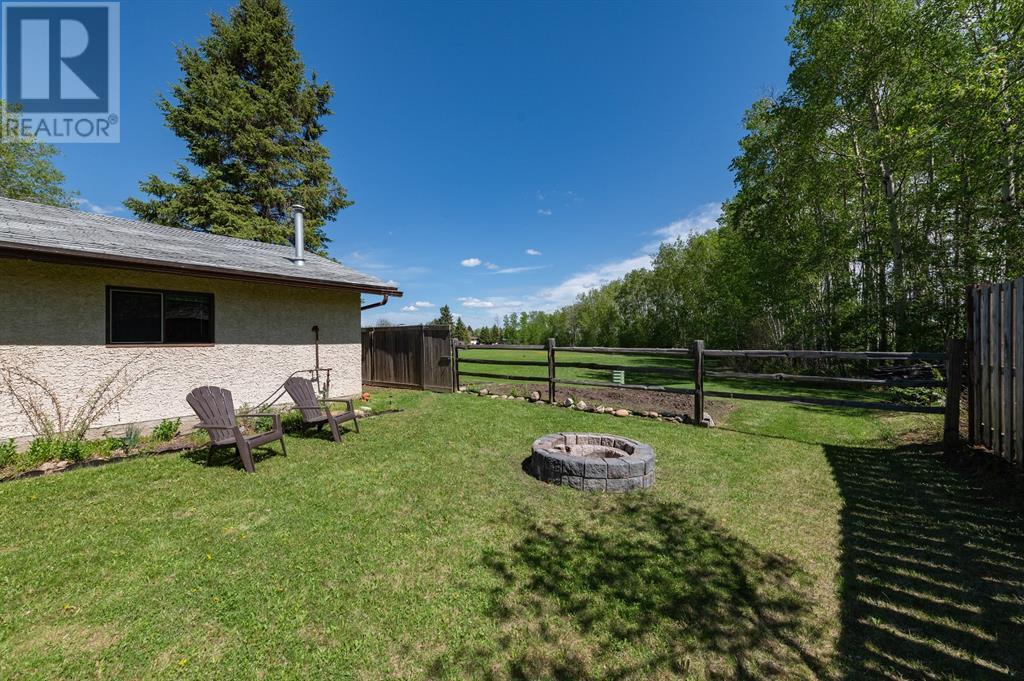 Property at 128 Ermine Crescent image 5