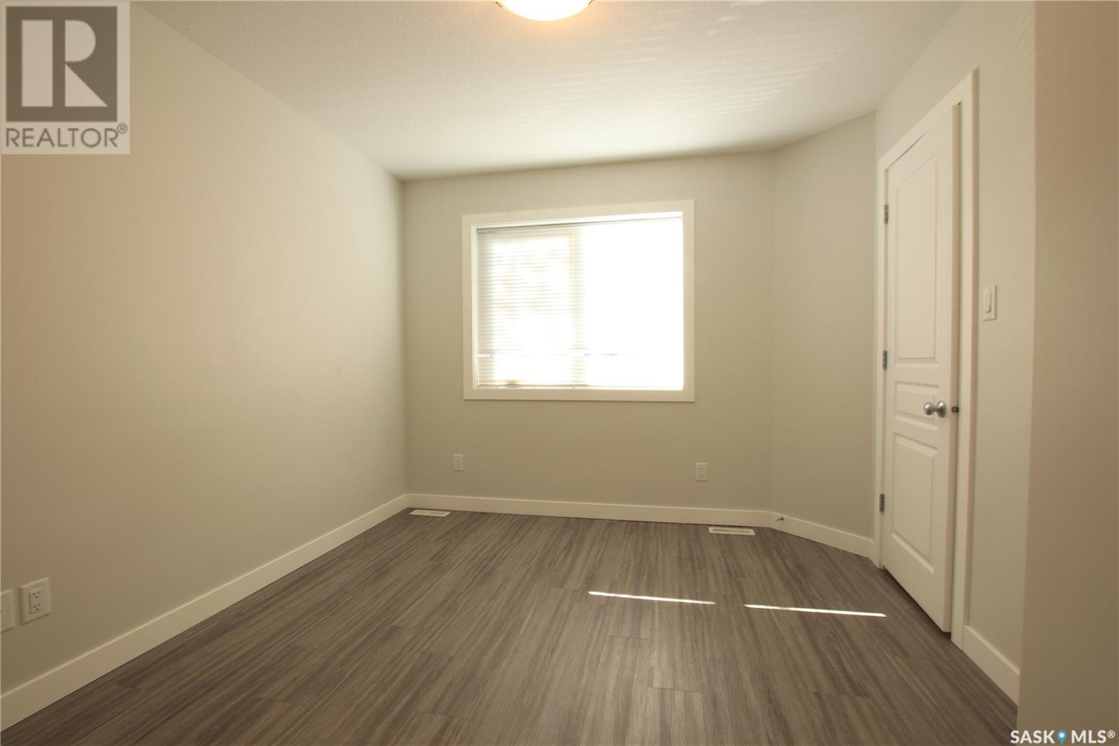 374 Wascana Street, Regina, Saskatchewan  S4R 4H9 - Photo 15 - SK999912