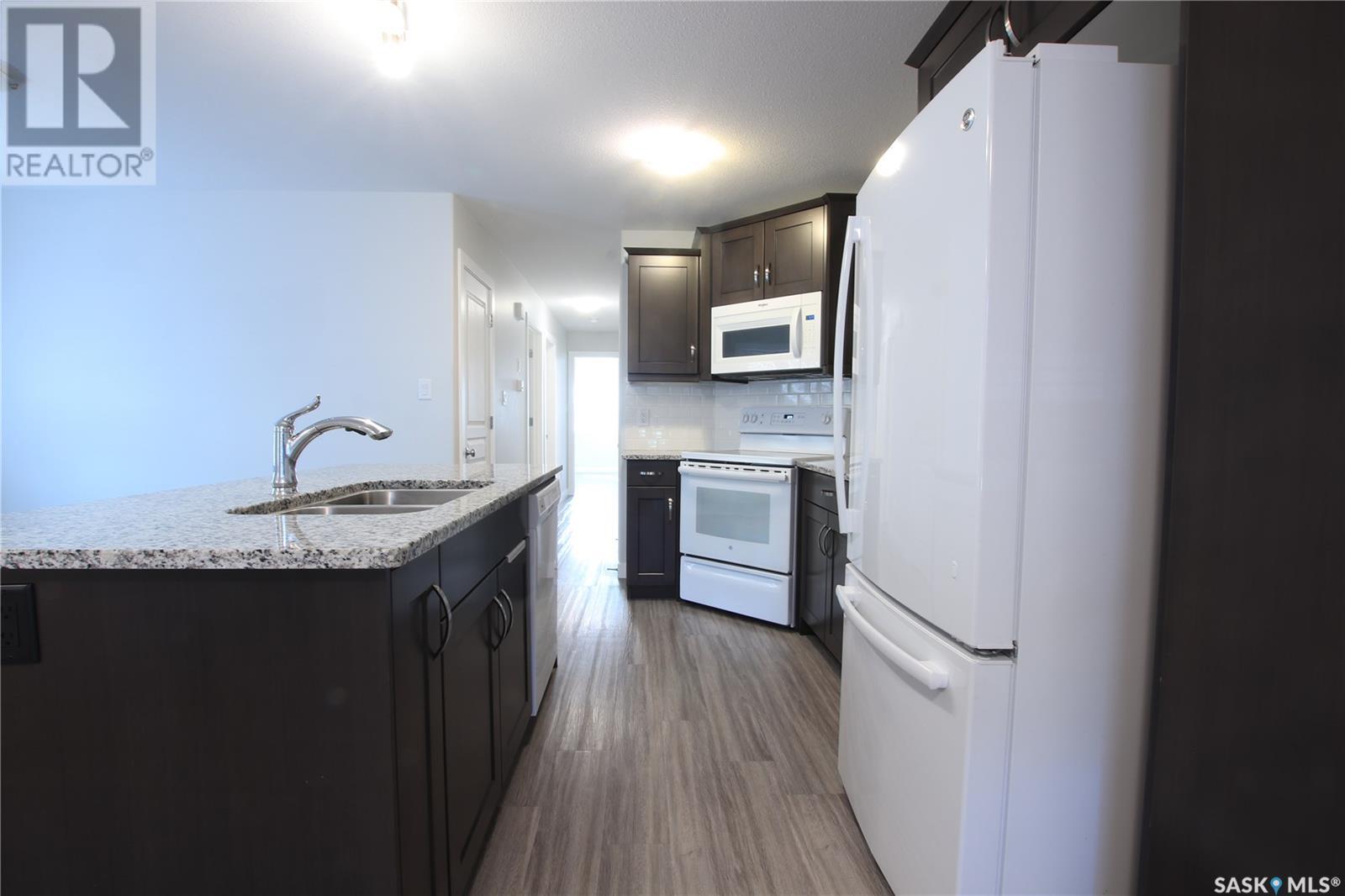374 Wascana Street, Regina, Saskatchewan  S4R 4H9 - Photo 11 - SK999912