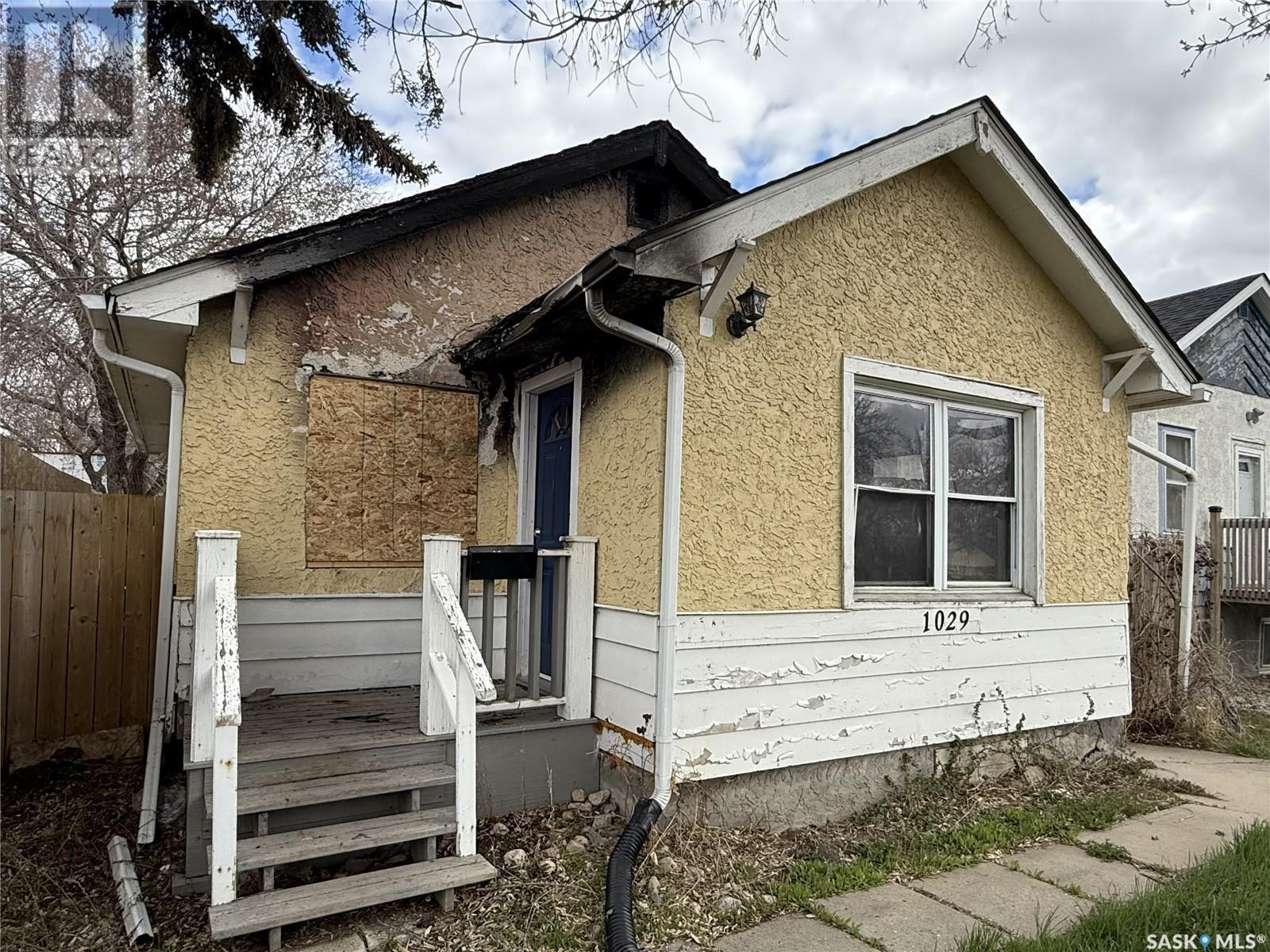1029 Wascana Street, Regina, Saskatchewan  S4T 4H8 - Photo 3 - SK997202