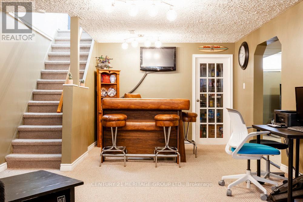 273 Montmorency Drive, Hamilton (Red Hill), Ontario  L8K 5H3 - Photo 28 - X12121767