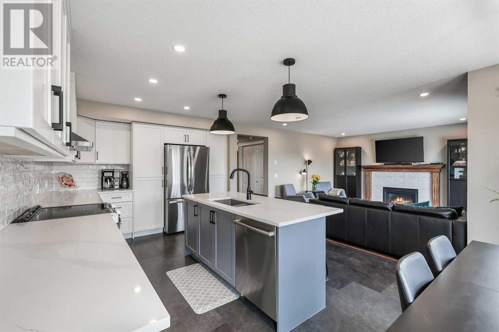238 Somerside Green Sw, Calgary, Alberta  T2Y 3G7 - Photo 8 - A2211830