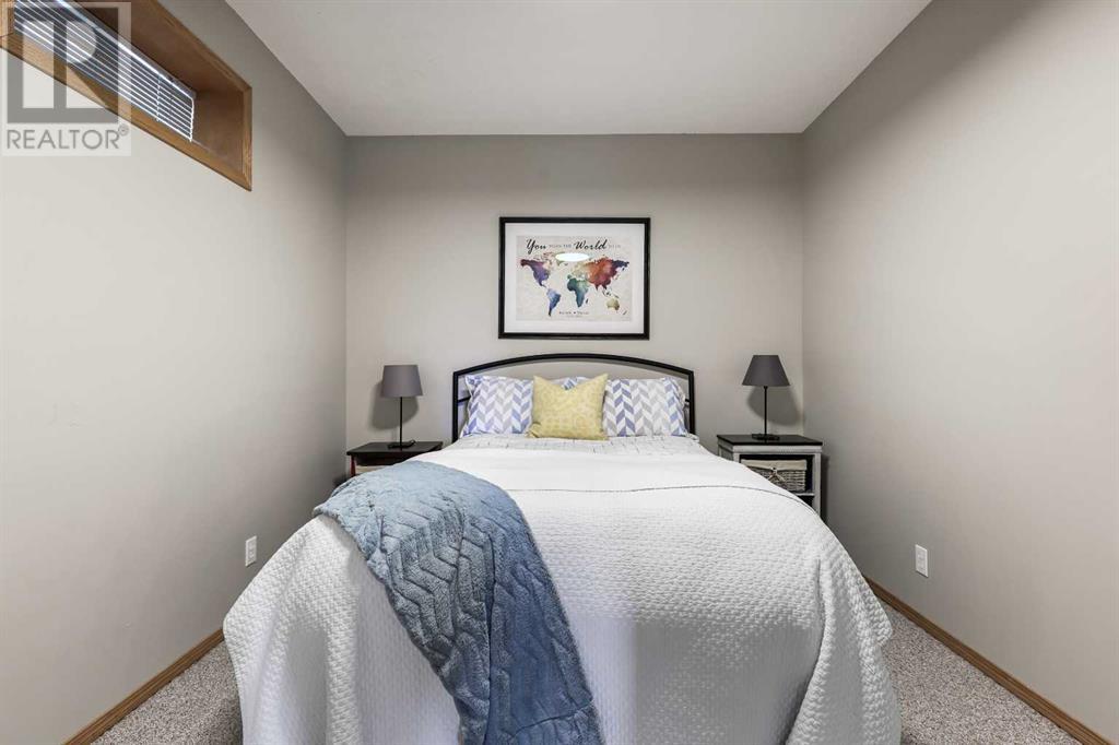 238 Somerside Green Sw, Calgary, Alberta  T2Y 3G7 - Photo 28 - A2211830