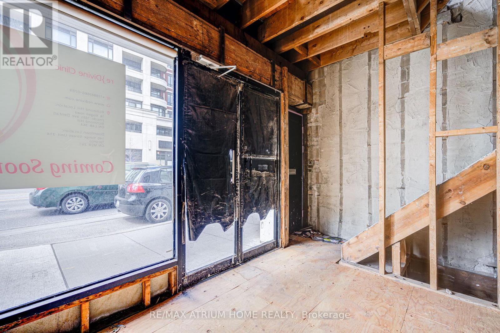 Main - 1685 Avenue Road, Toronto, Ontario  M5M 3Y3 - Photo 8 - C12121794
