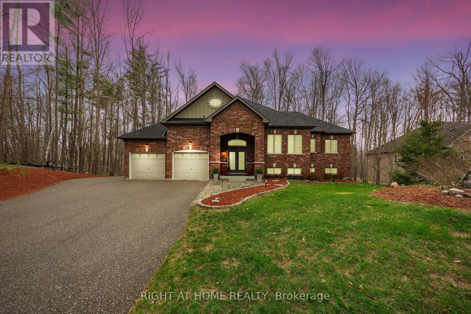 20 DIAMOND VALLEY DRIVE, Oro-Medonte, Ontario
