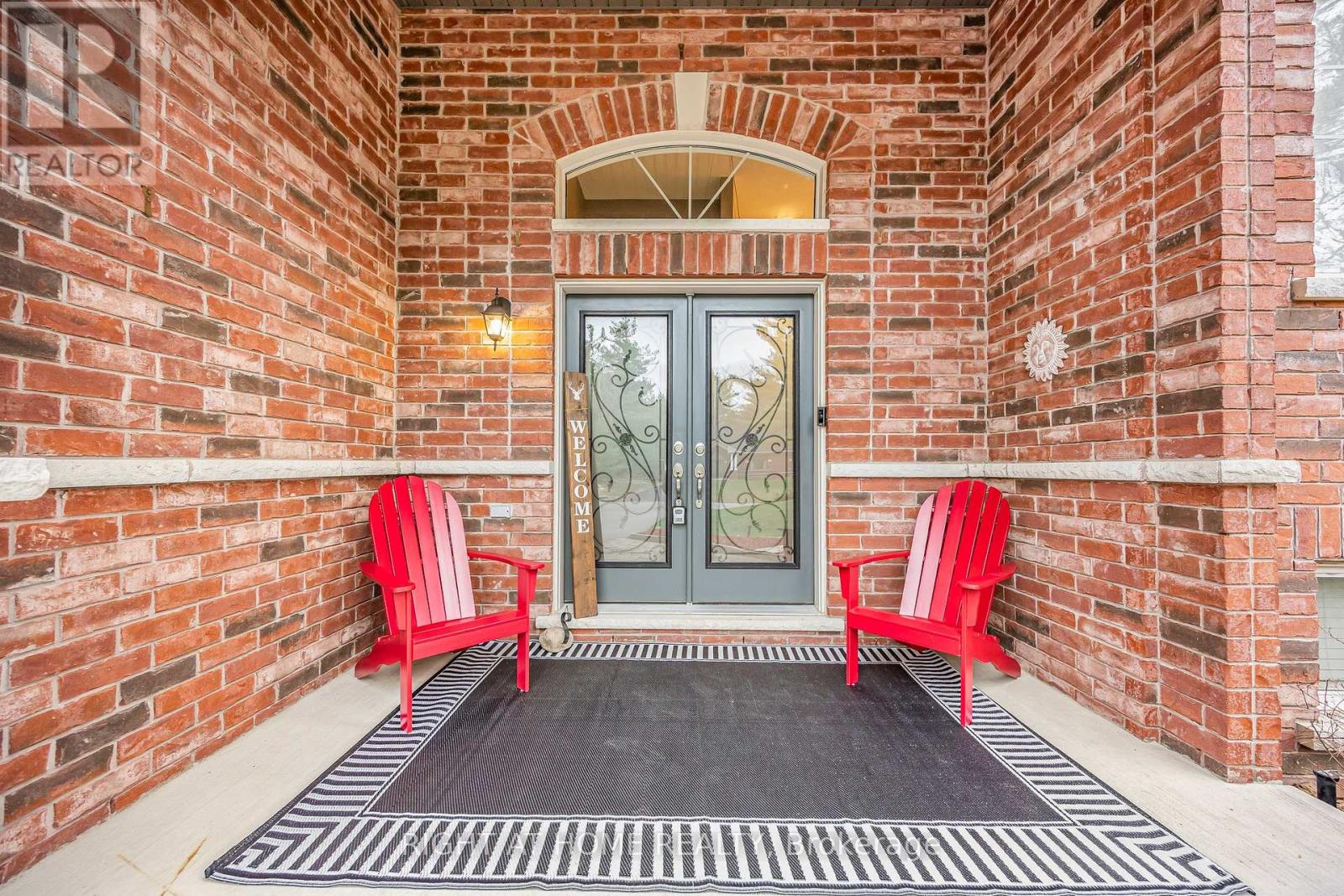 Property at 20 DIAMOND VALLEY DRIVE image 3