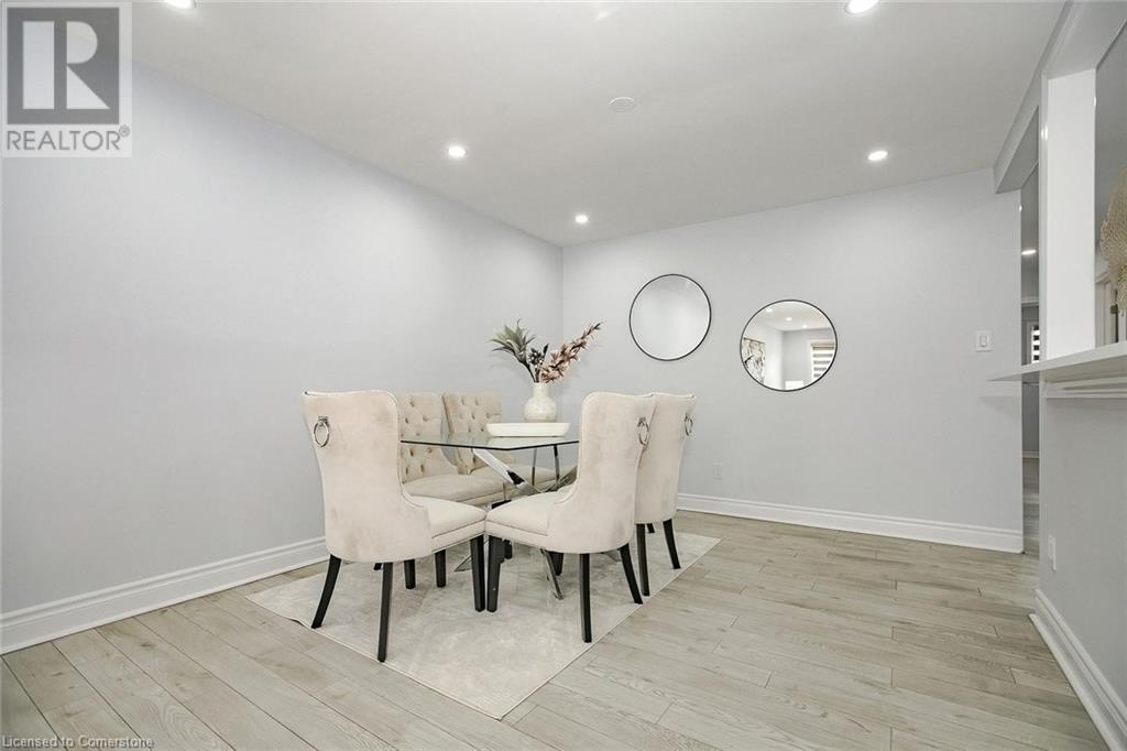 35 Deeside Crescent, Brampton, Ontario  L6T 3L8 - Photo 9 - 40724428