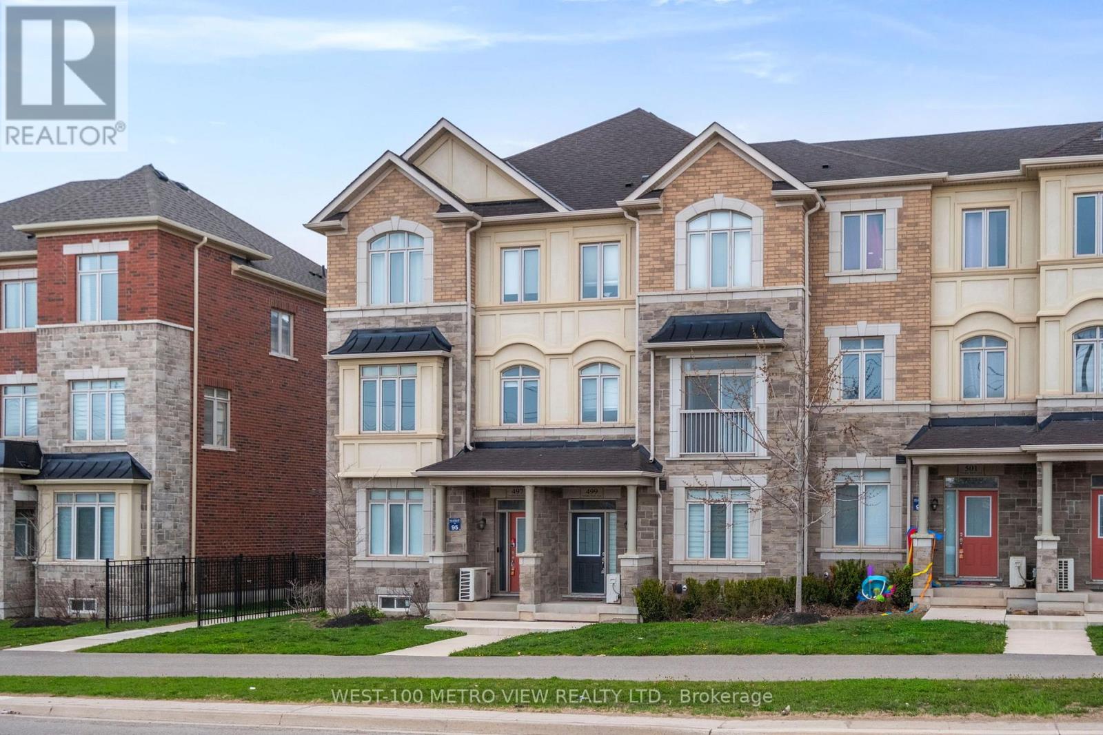 499 Dundas Street E, Oakville (Jm Joshua Meadows), Ontario  L6H 3P5 - Photo 1 - W12121792