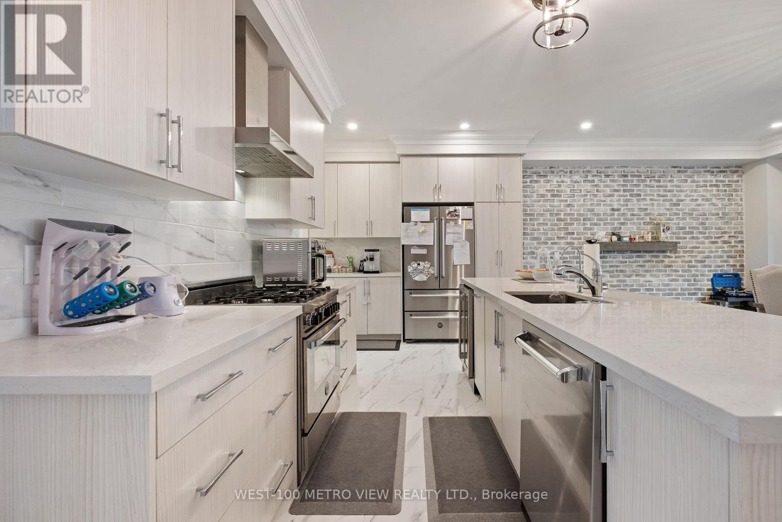 499 Dundas Street E, Oakville (Jm Joshua Meadows), Ontario  L6H 3P5 - Photo 14 - W12121792