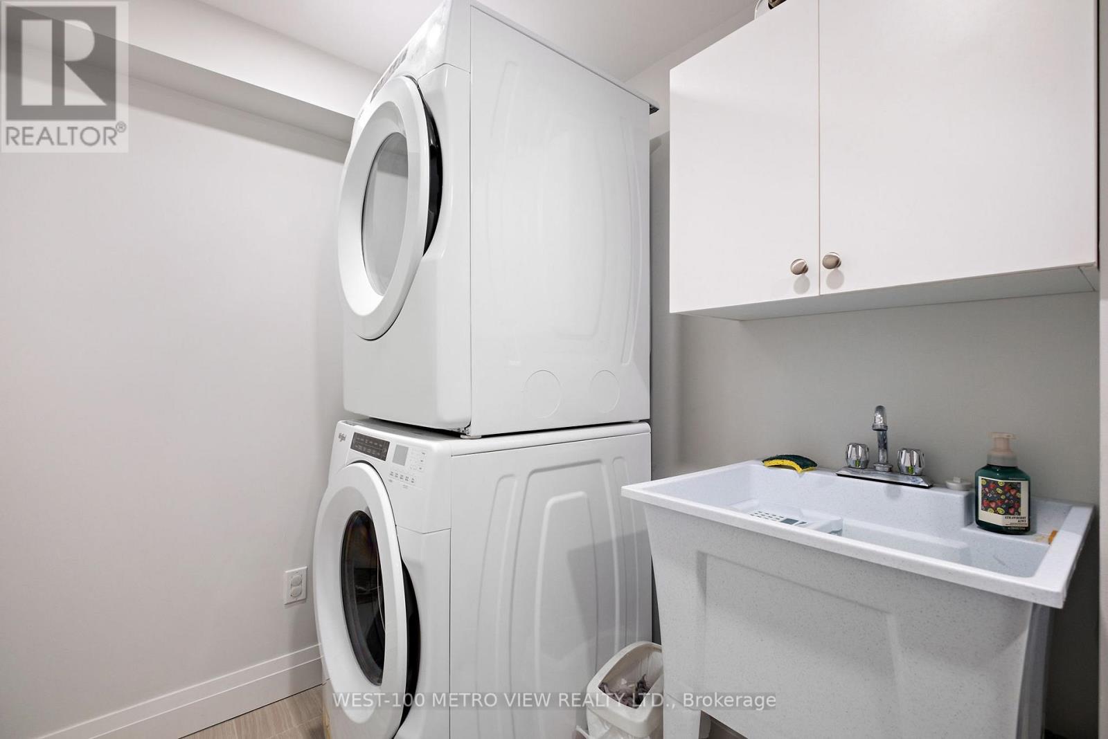 499 Dundas Street E, Oakville (Jm Joshua Meadows), Ontario  L6H 3P5 - Photo 34 - W12121792