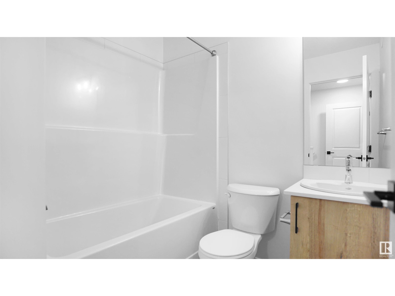 #19 29 Airport Rd Nw, Edmonton, Alberta  T5G 2P9 - Photo 18 - E4434268