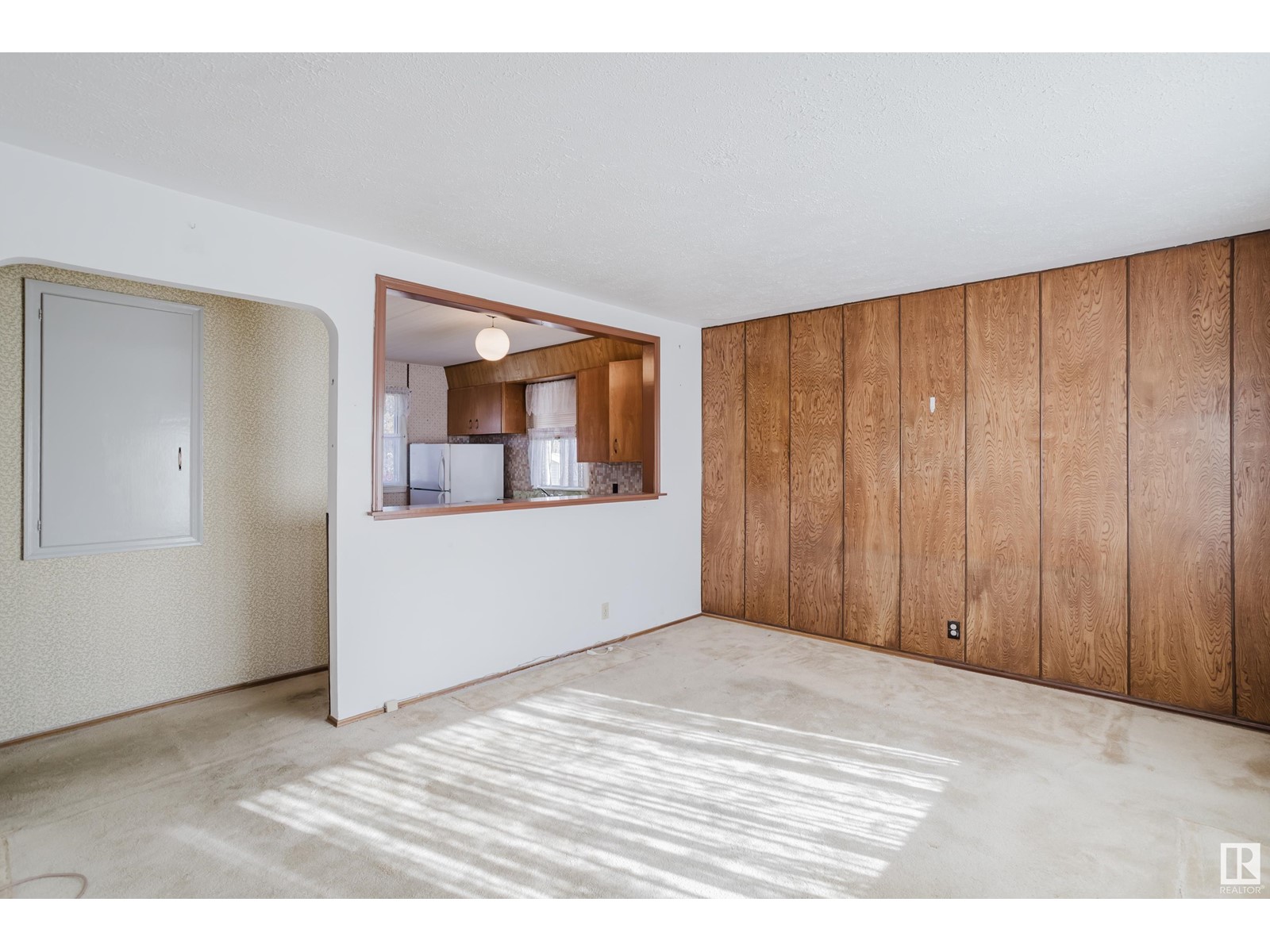 Property at 10807 154 ST NW image 5