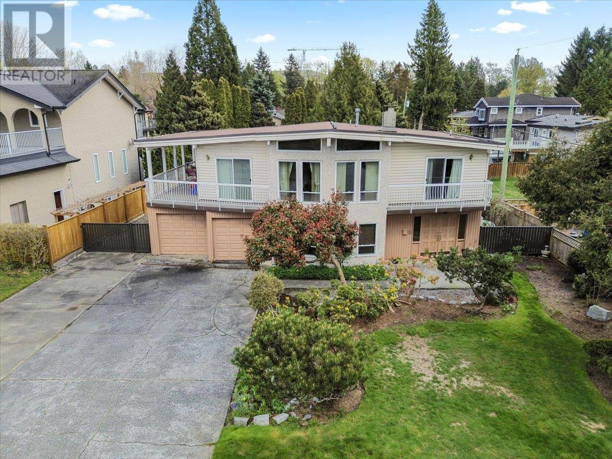 Listing Picture 6 of 27 : 3150 CHRISDALE AVENUE, Burnaby / 本拿比 - 魯藝地產 Yvonne Lu Group - MLS Medallion Club Member