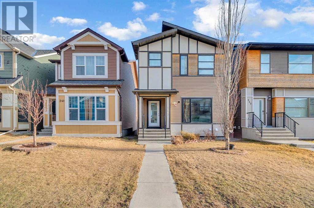 Property at 243 Evansborough Way NW image 2