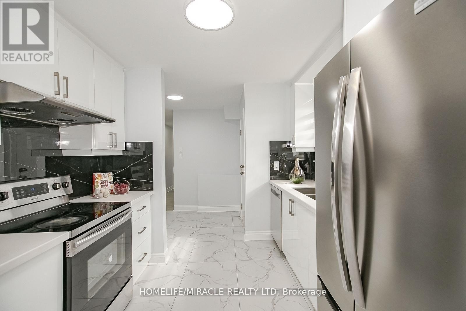 35 Deeside Crescent, Brampton, Ontario  L6T 3L8 - Photo 13 - W12121799