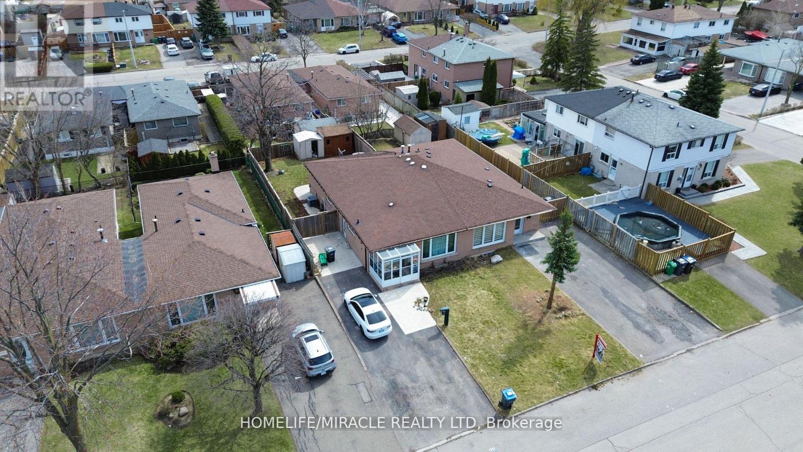 35 Deeside Crescent, Brampton, Ontario  L6T 3L8 - Photo 44 - W12121799