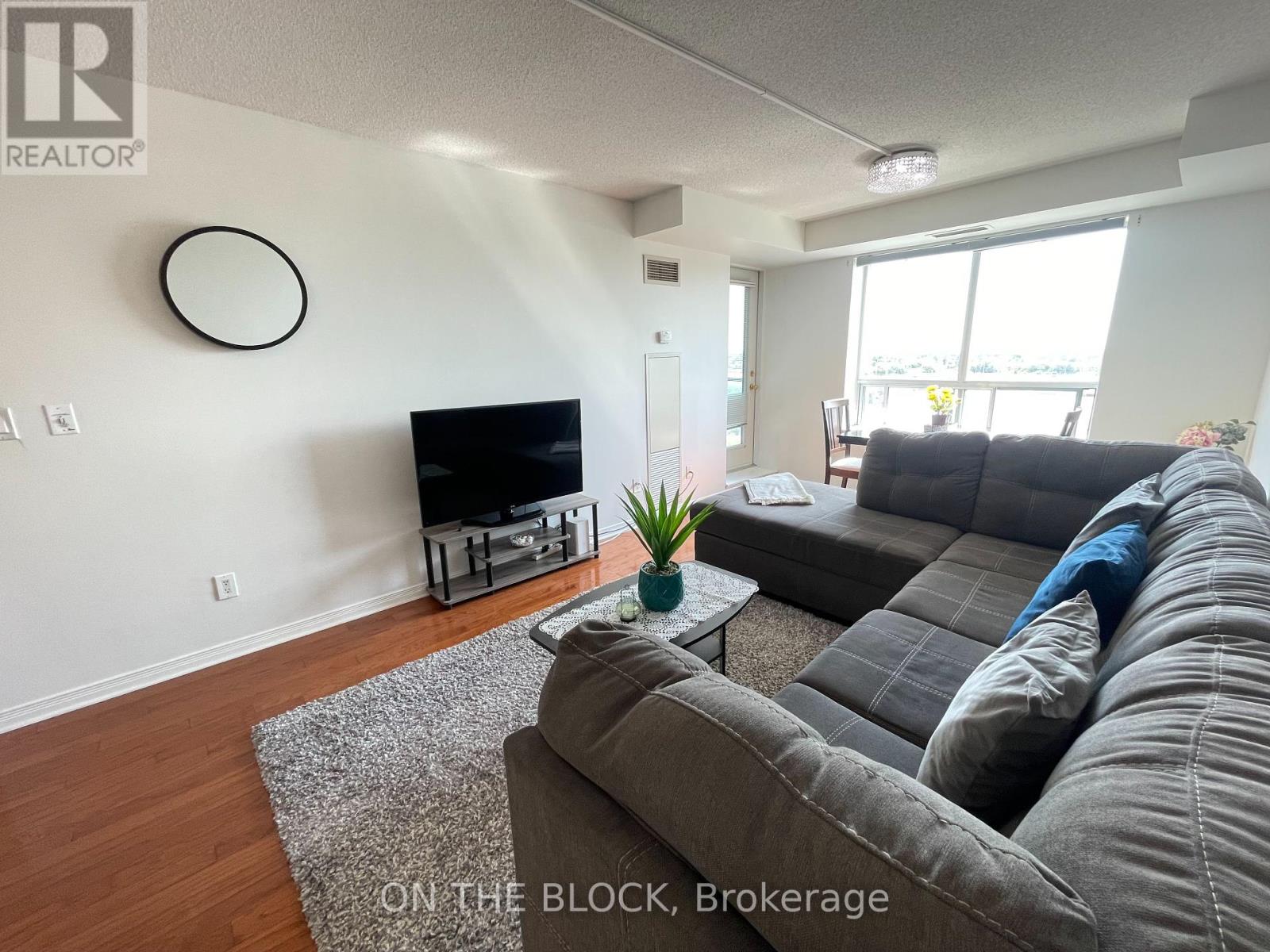 706 - 23 Oneida Crescent, Richmond Hill (Langstaff), Ontario  L4B 0A2 - Photo 12 - N12121823