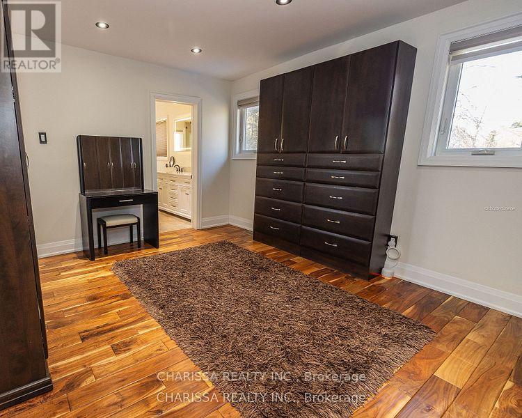 Upper - 60 Belvedere Drive, Oakville, Ontario  L6L 4B6 - Photo 21 - W12121822