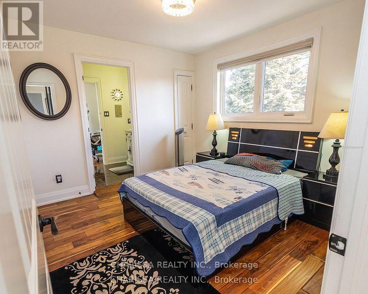 Upper - 60 Belvedere Drive, Oakville, Ontario  L6L 4B6 - Photo 31 - W12121822