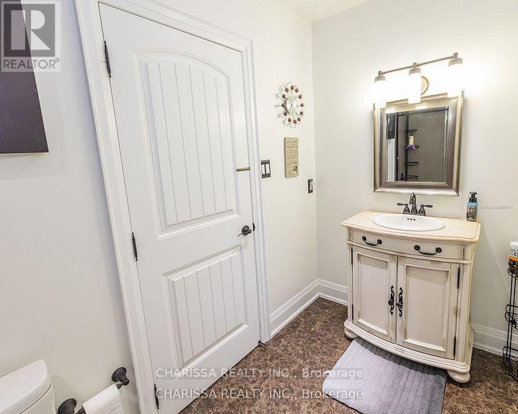 Upper - 60 Belvedere Drive, Oakville, Ontario  L6L 4B6 - Photo 32 - W12121822