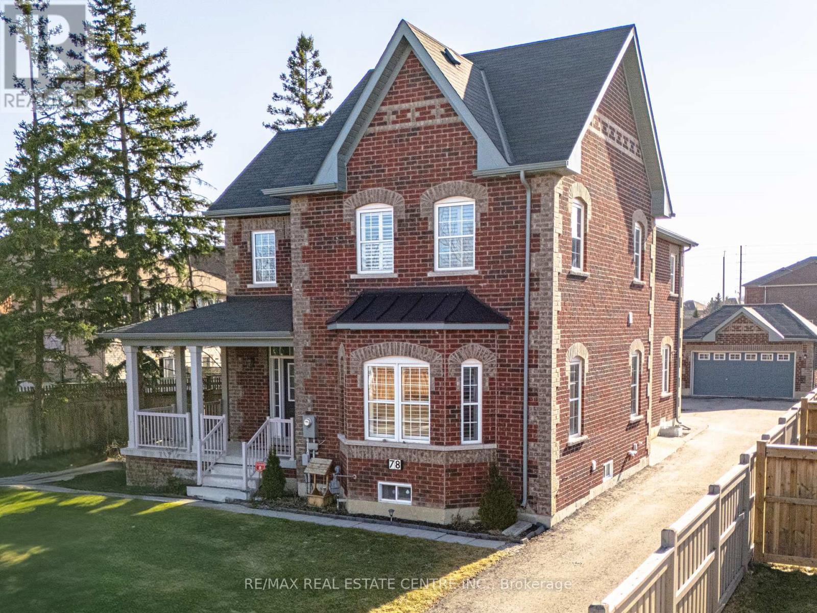 78 HOLLOWGROVE BOULEVARD, Brampton, Ontario
