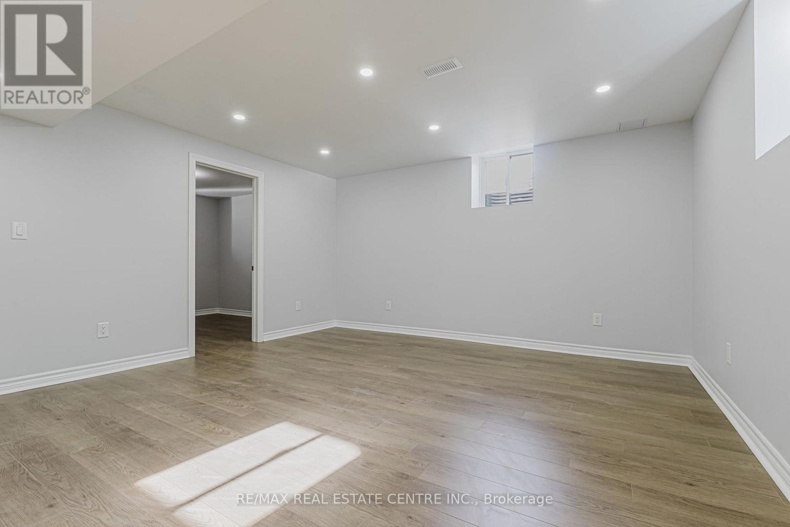 78 Hollowgrove Boulevard, Brampton, Ontario  L6P 0Y3 - Photo 37 - W12121824