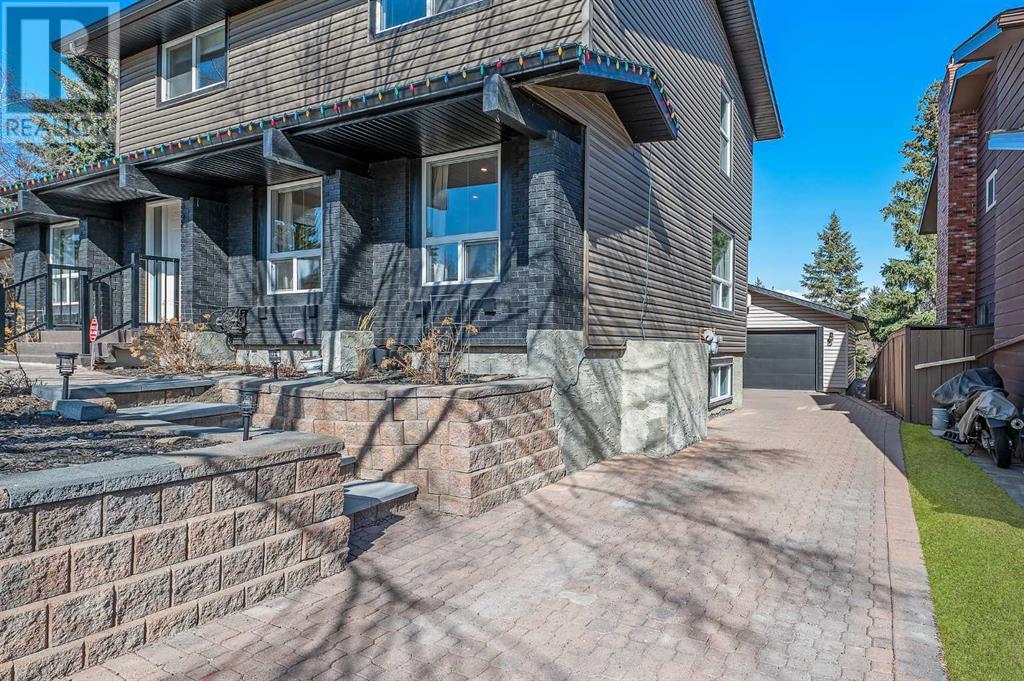 107 Edgehill Place Nw, Calgary, Alberta  T3A 2S4 - Photo 4 - A2211629