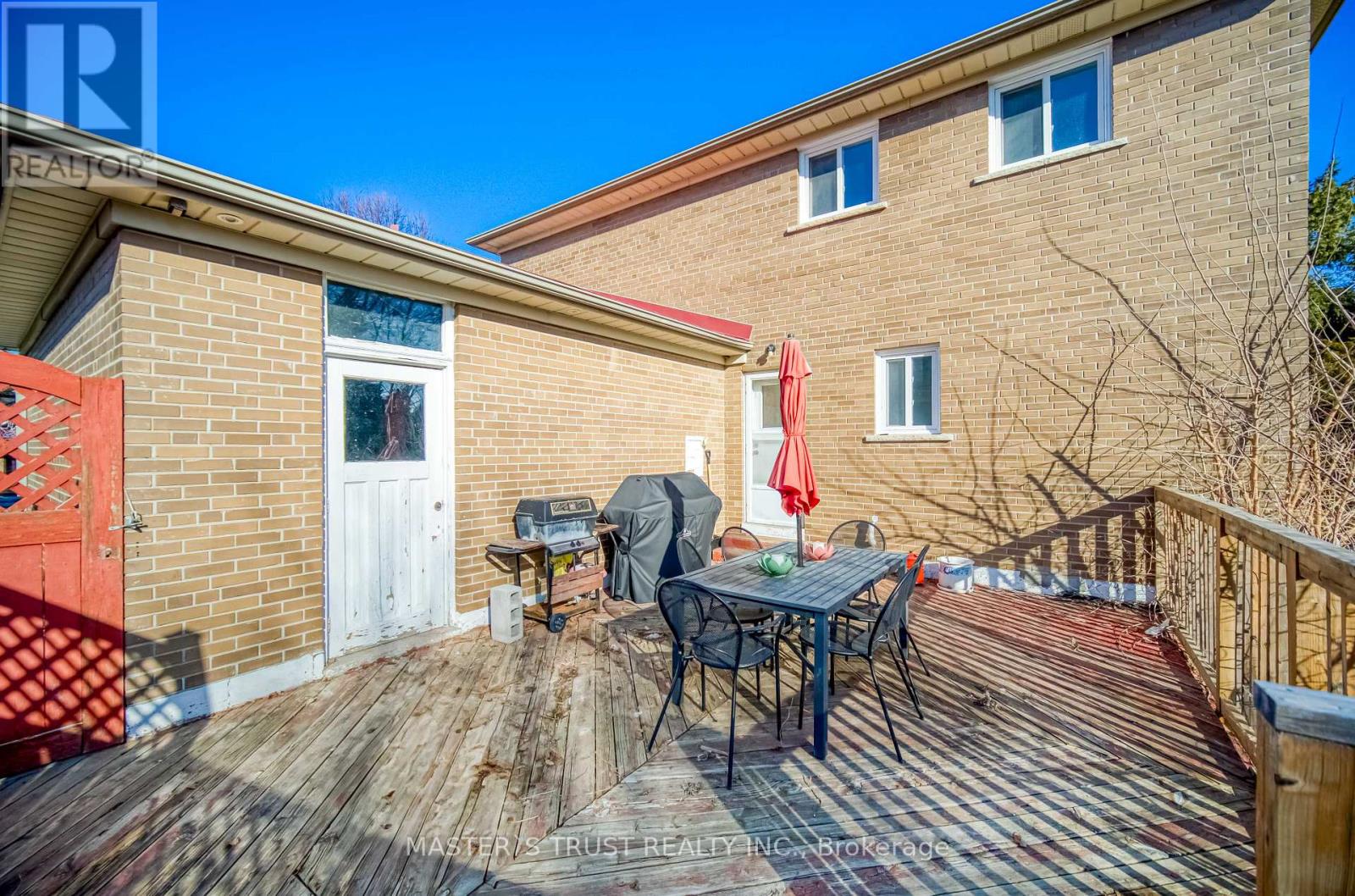 14 Houston Crescent, Toronto, Ontario  M2J 3H8 - Photo 31 - C12121832