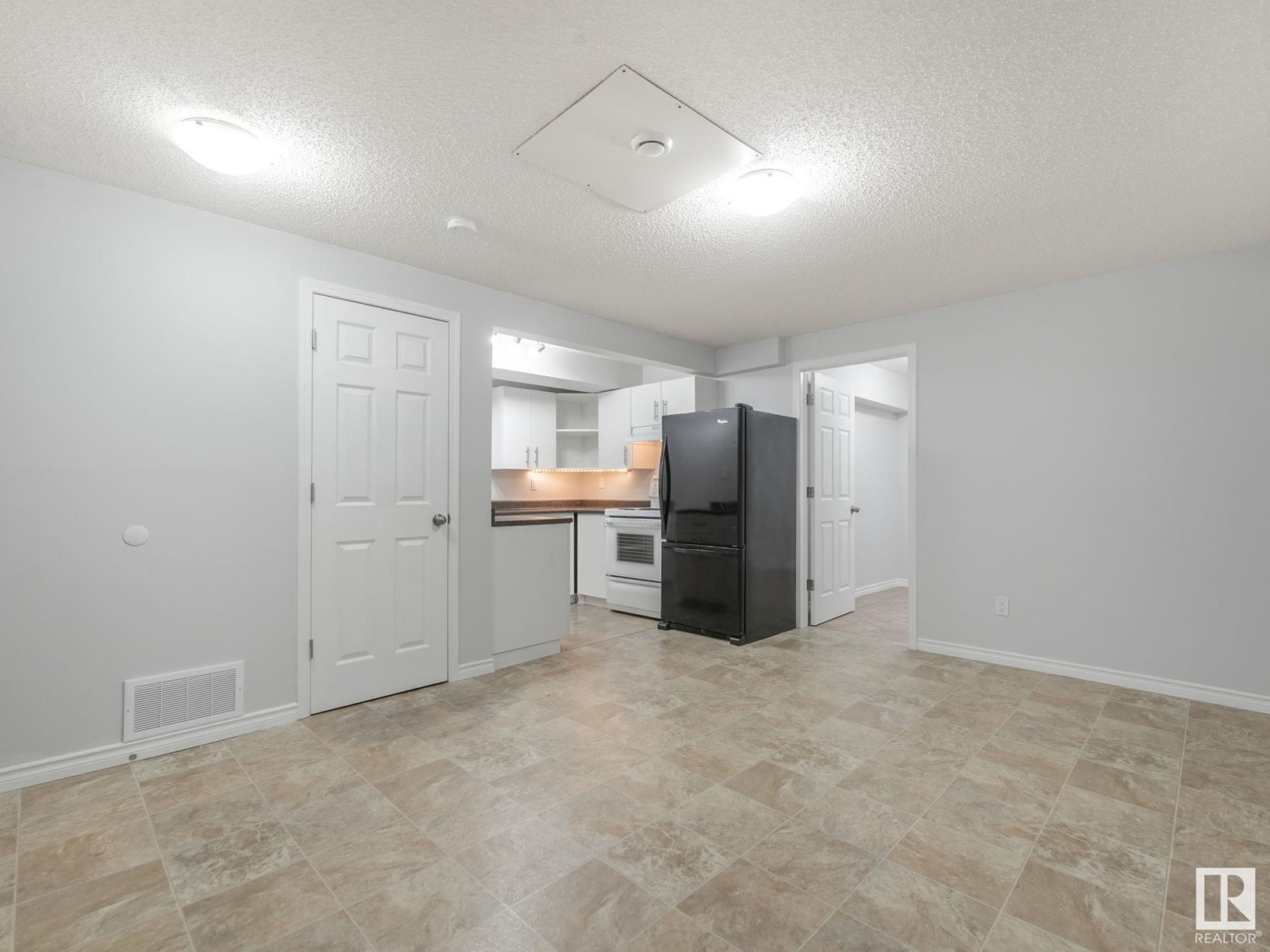 3604 17 Av Nw, Edmonton, Alberta  T6L 2N6 - Photo 31 - E4434284