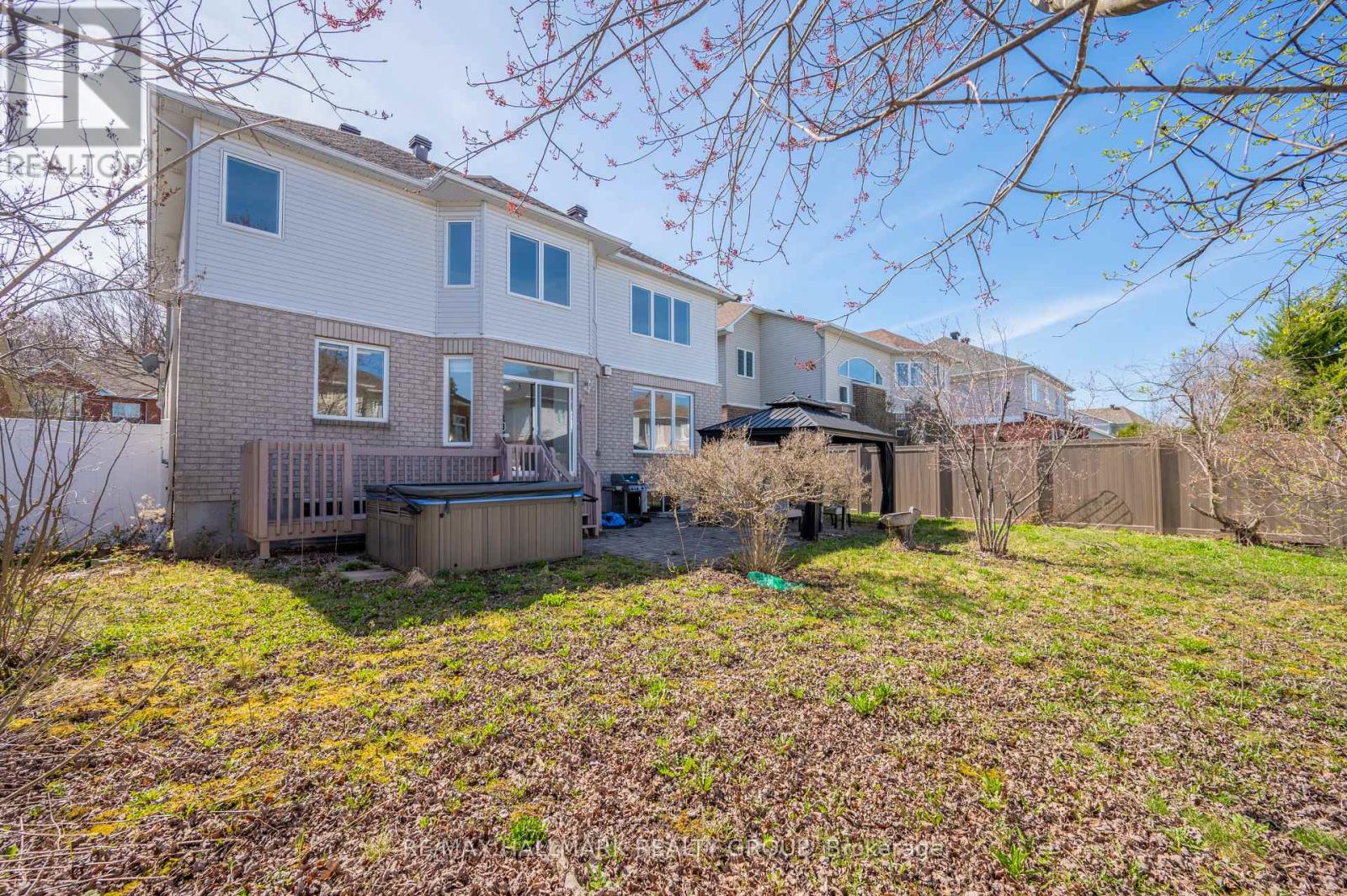 2031 Silver Pines Crescent, Ottawa, Ontario  K1W 1J9 - Photo 43 - X12121845