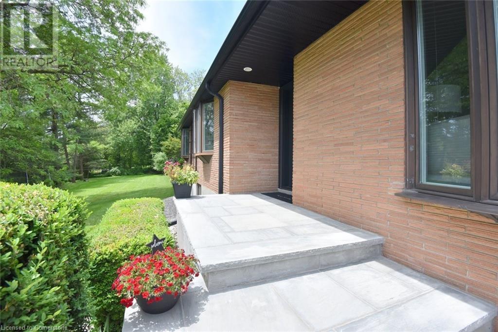 Property at 4 SUN Avenue image 5