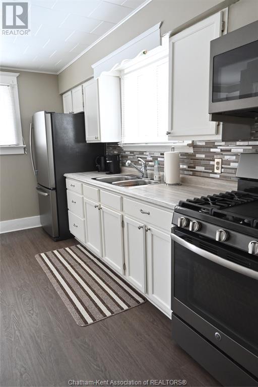 Property at 63 Ebenezer STREET East image 3