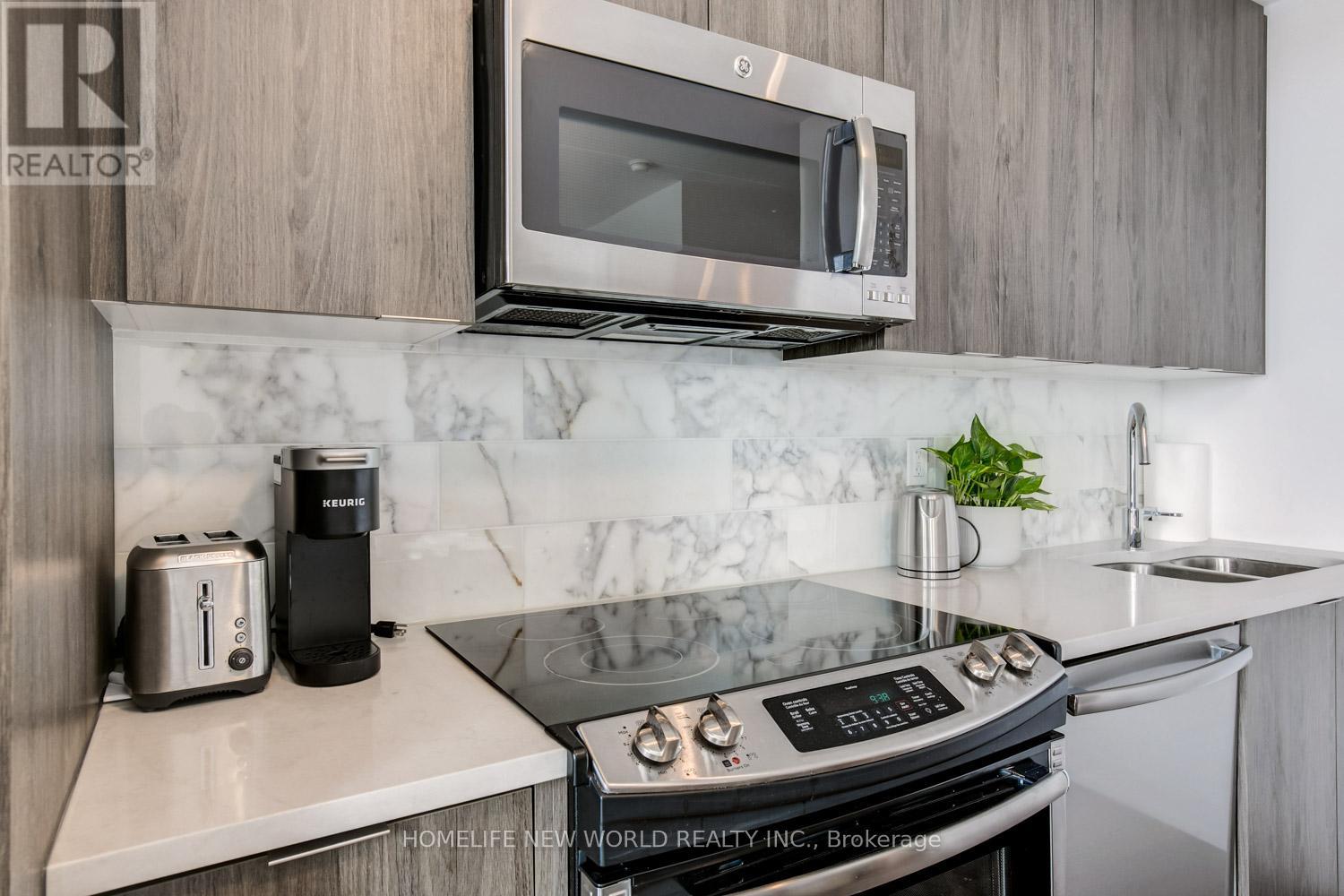 1207 - 50 Bruyeres Mews, Toronto, Ontario  M5V 0H8 - Photo 6 - C12121842