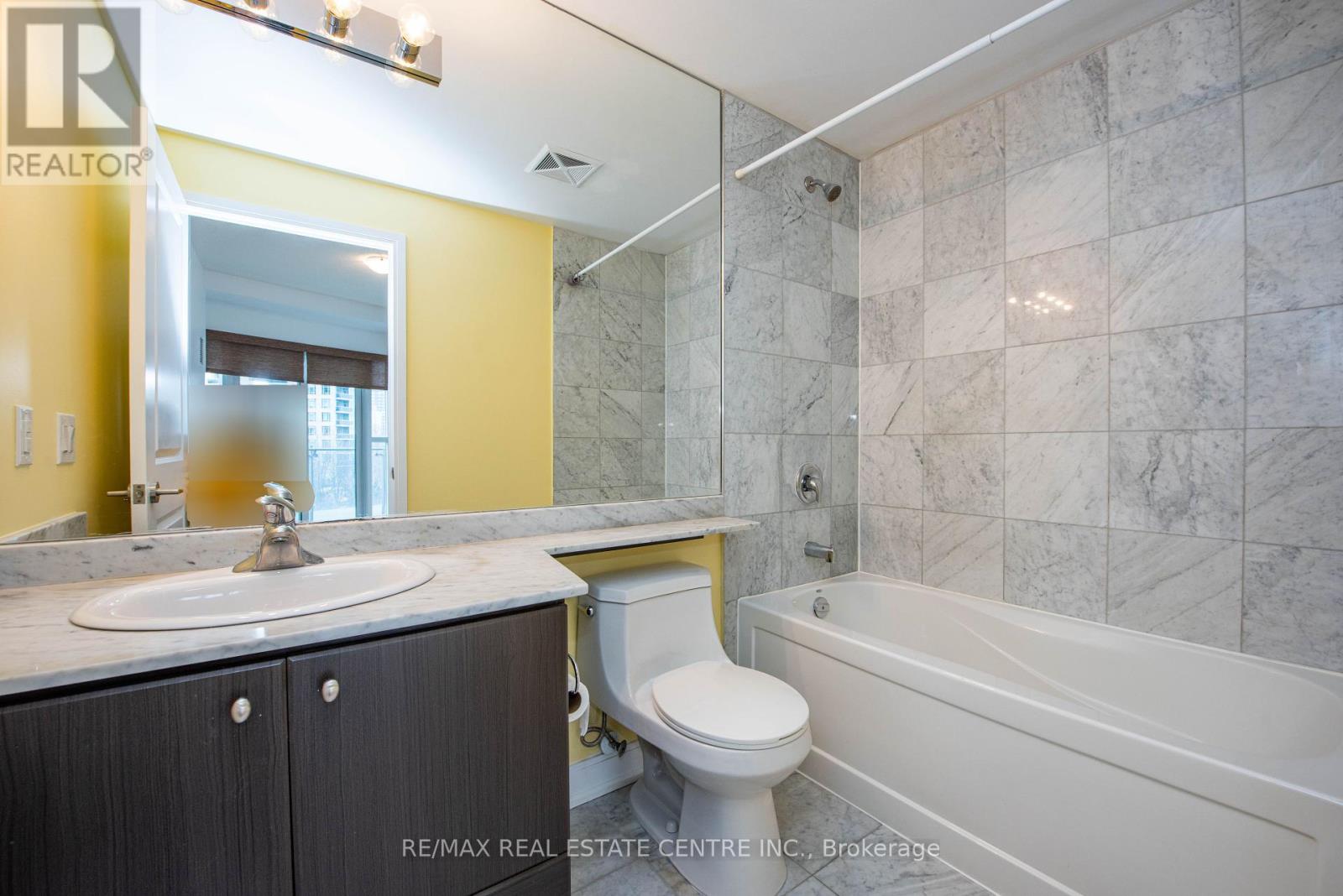 303 - 50 Absolute Avenue S, Mississauga, Ontario  L4Z 0A8 - Photo 15 - W12121853