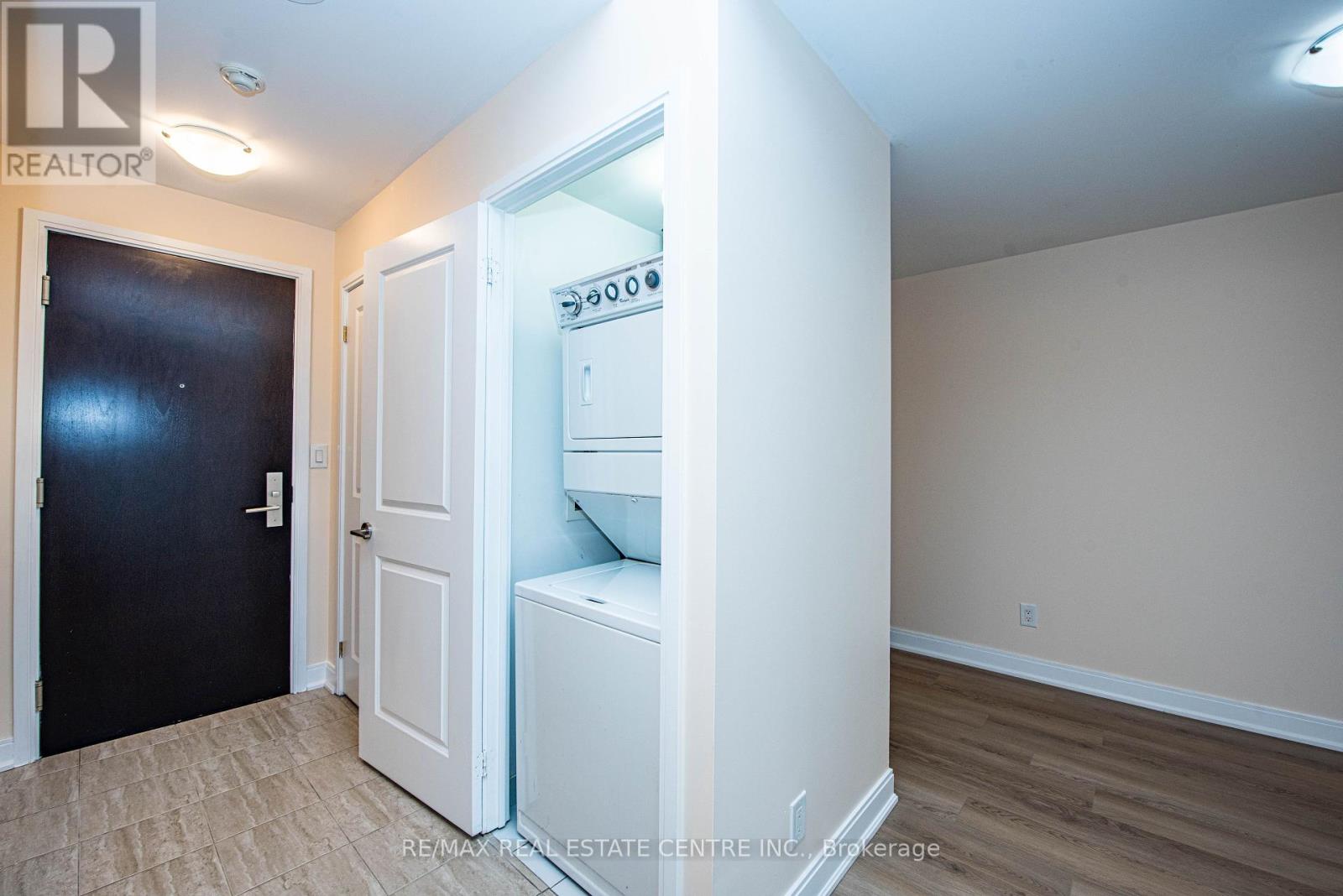303 - 50 Absolute Avenue S, Mississauga, Ontario  L4Z 0A8 - Photo 16 - W12121853