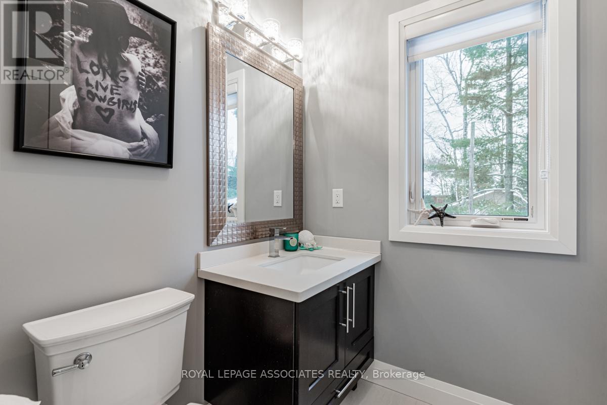 69 34th Street N, Wasaga Beach, Ontario  L9Z 2C2 - Photo 6 - S12007104