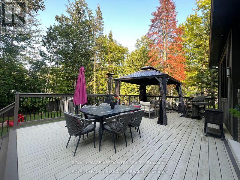 69 34th Street N, Wasaga Beach, Ontario  L9Z 2C2 - Photo 36 - S12007104