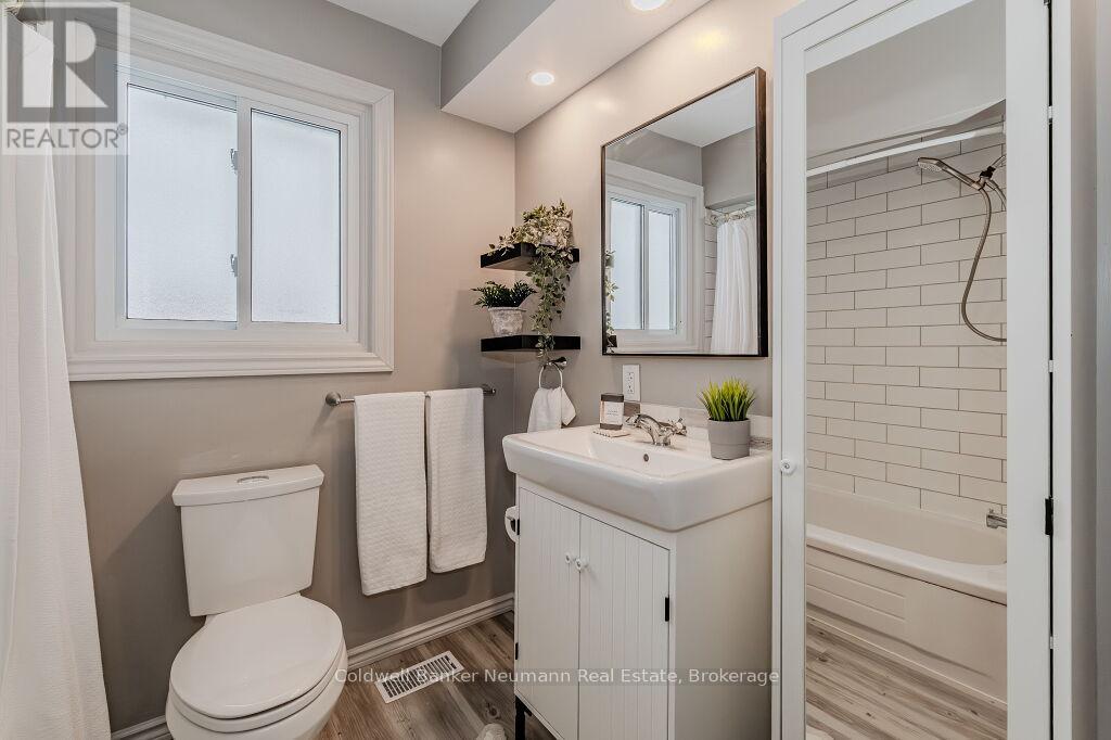 70 Freeman Avenue, Guelph, Ontario  N1H 4T3 - Photo 22 - X12118874