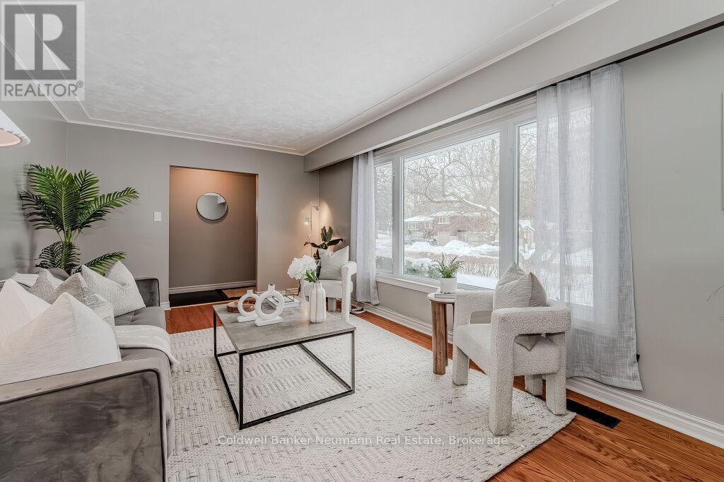 Property at 70 FREEMAN AVENUE image 4