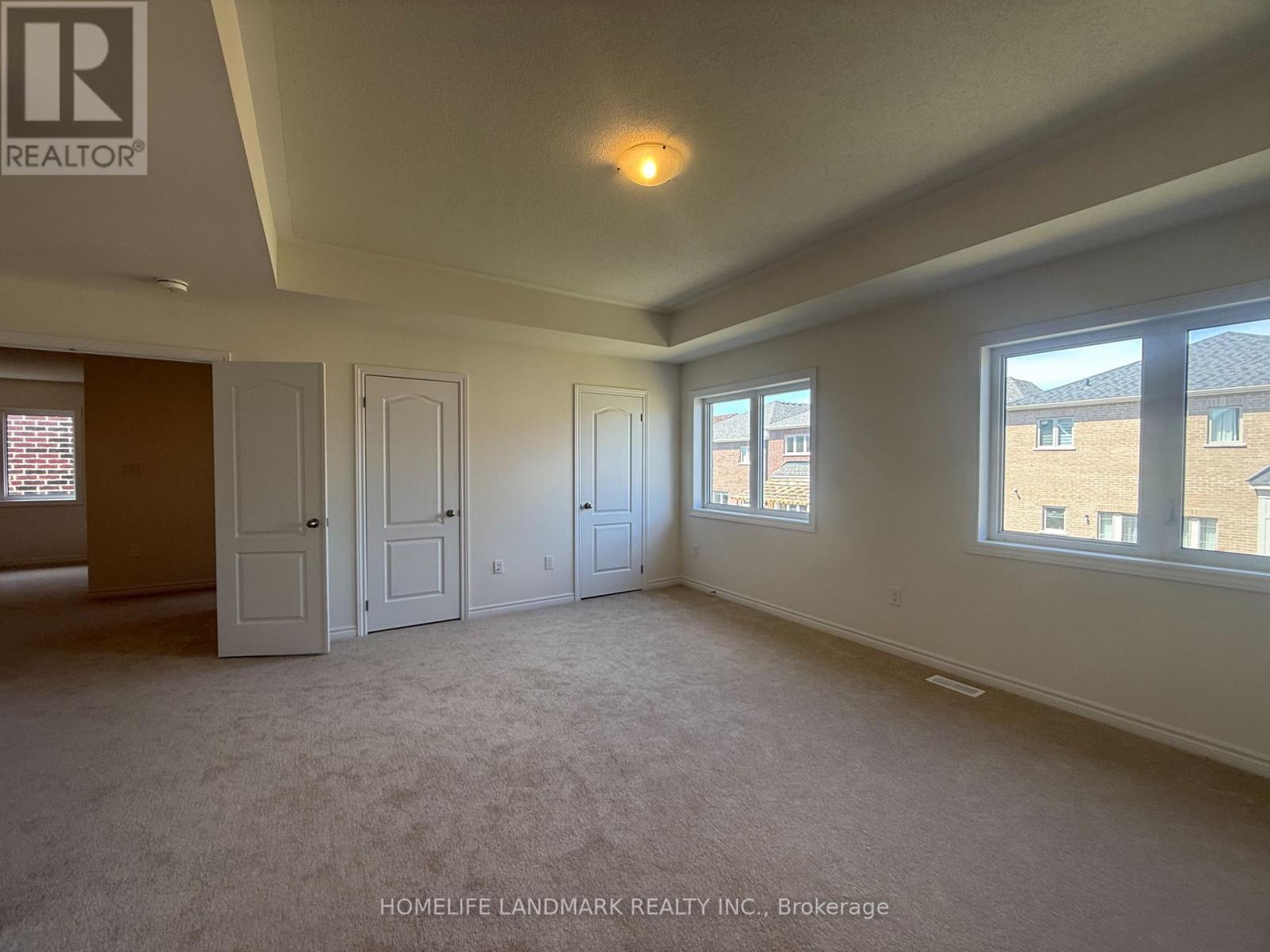 4 Kenneth Ross Bend, East Gwillimbury, Ontario  L9N 0T7 - Photo 16 - N12121880