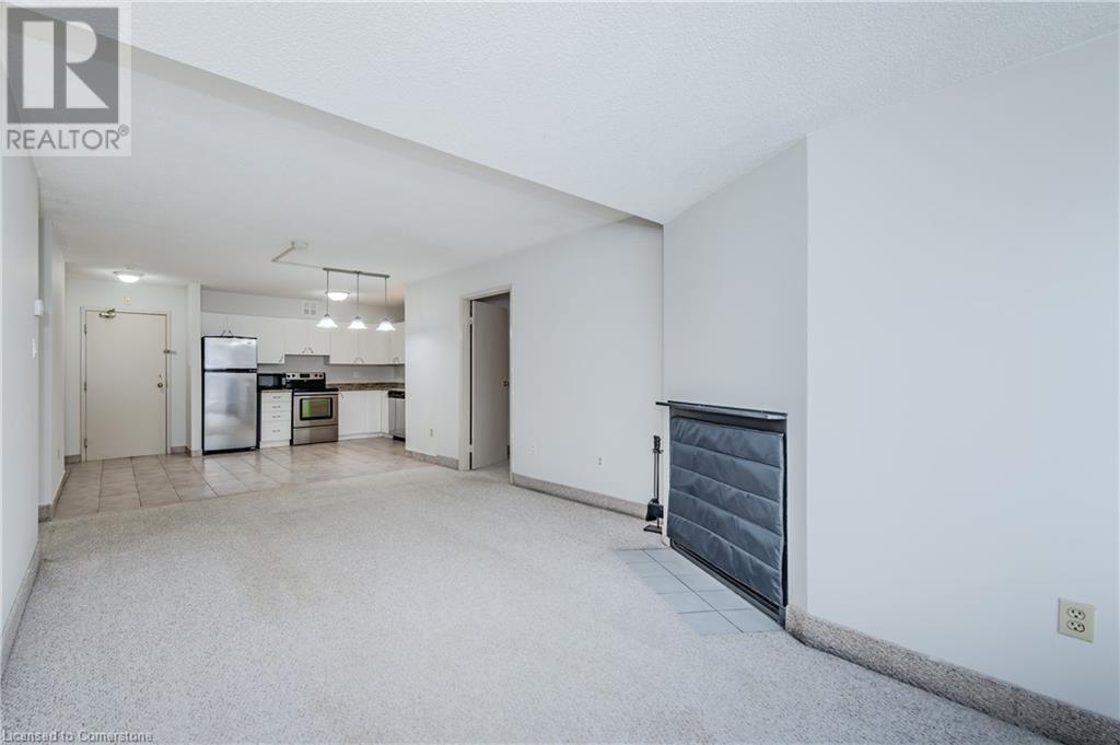 15 Hofstetter Avenue Unit# 404, Kitchener, Ontario  N2A 3Z7 - Photo 17 - 40717817