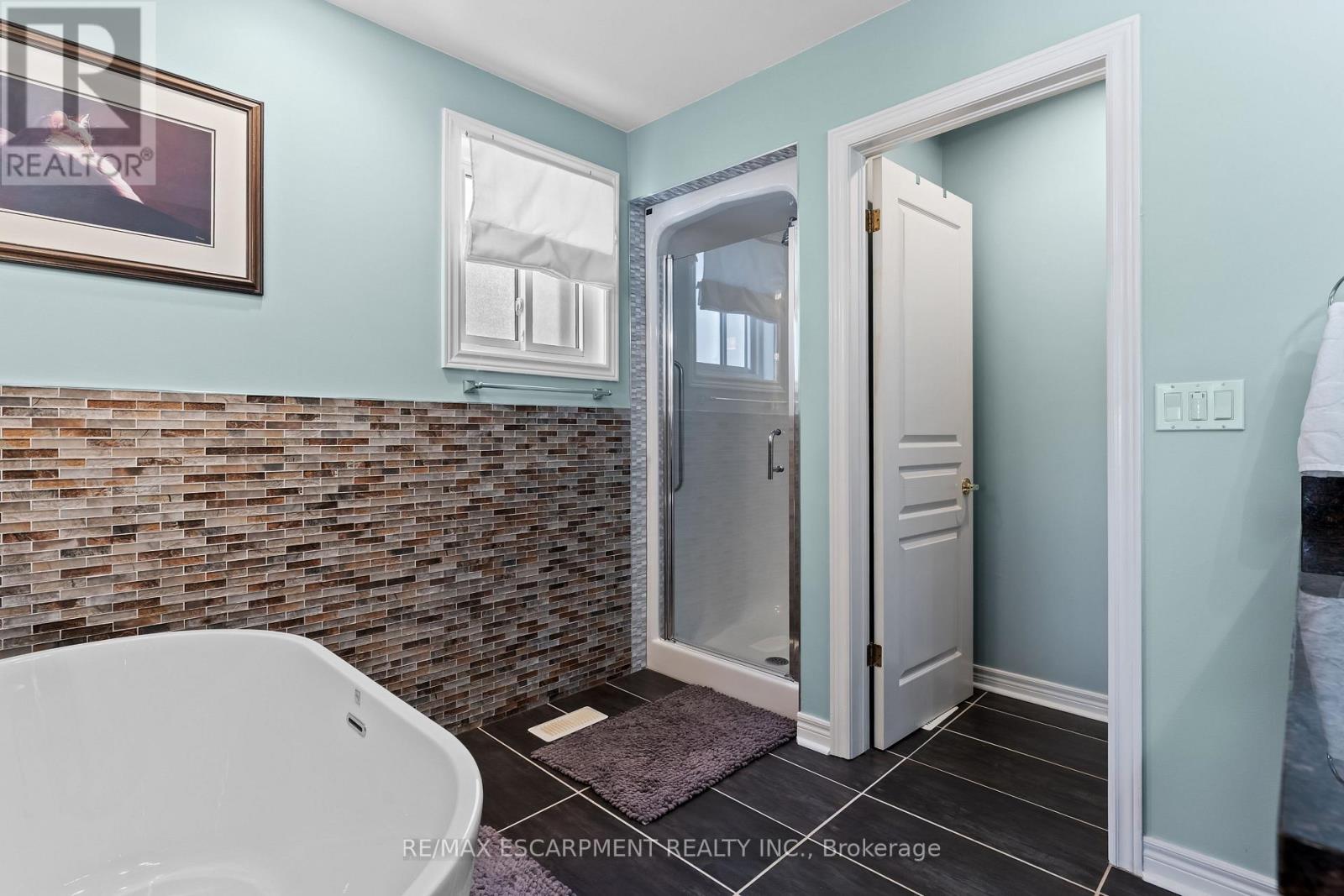 321 Beckett Crescent, Pelham, Ontario  L0S 1E4 - Photo 16 - X12065595