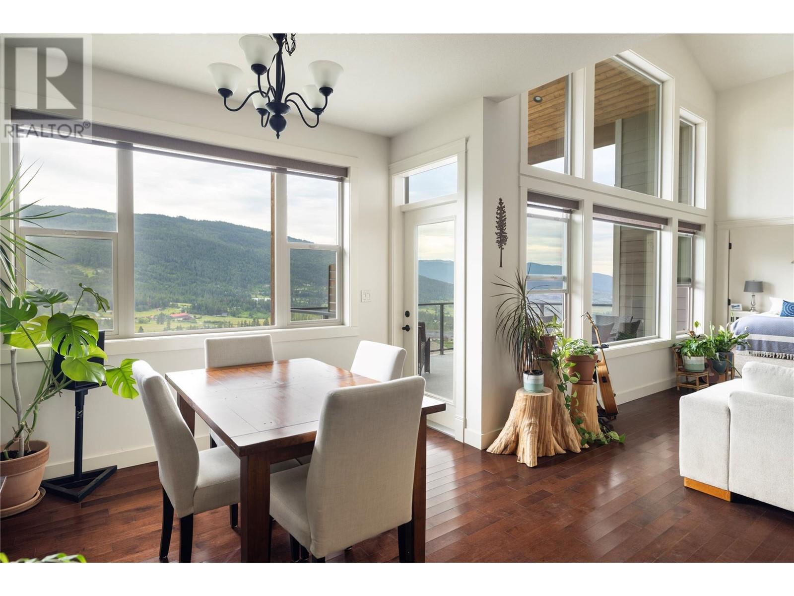 7221 Silver Ridge Drive, Vernon, British Columbia  V1B 4C6 - Photo 12 - 10340425