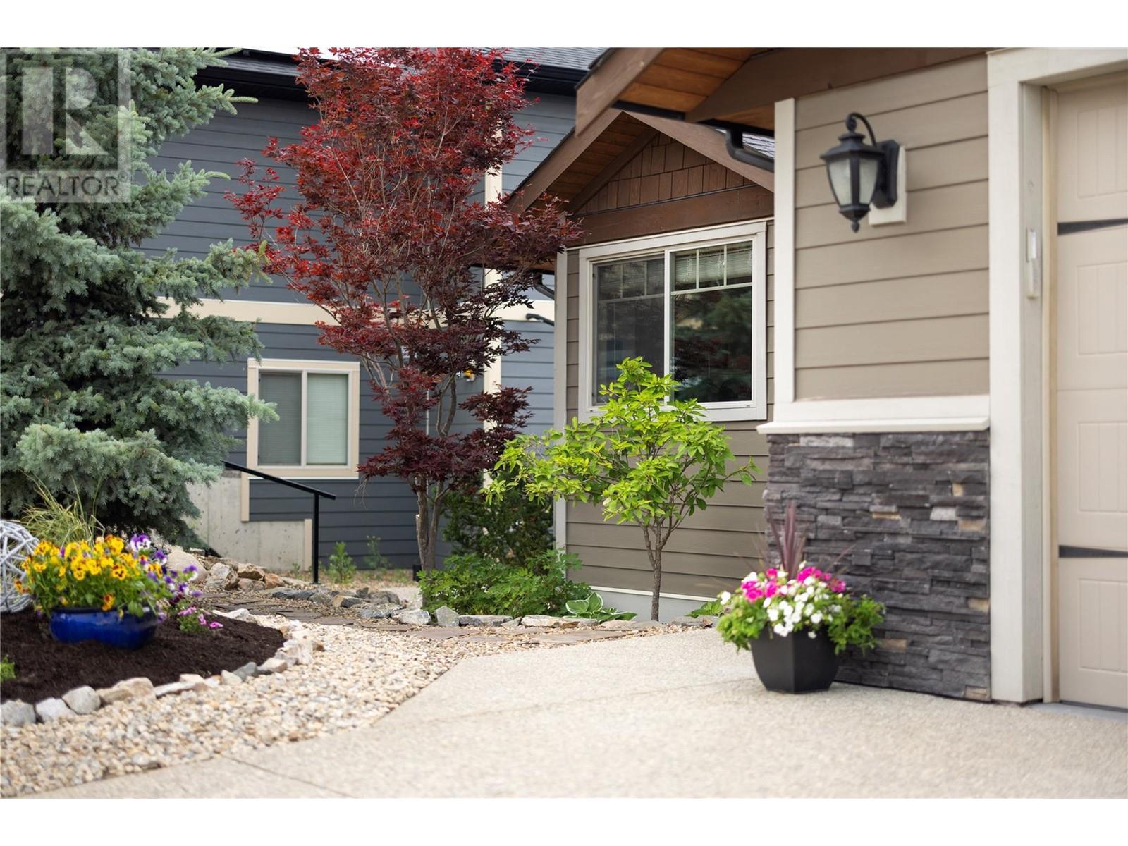 Property at 7221 Silver Ridge Drive image 3