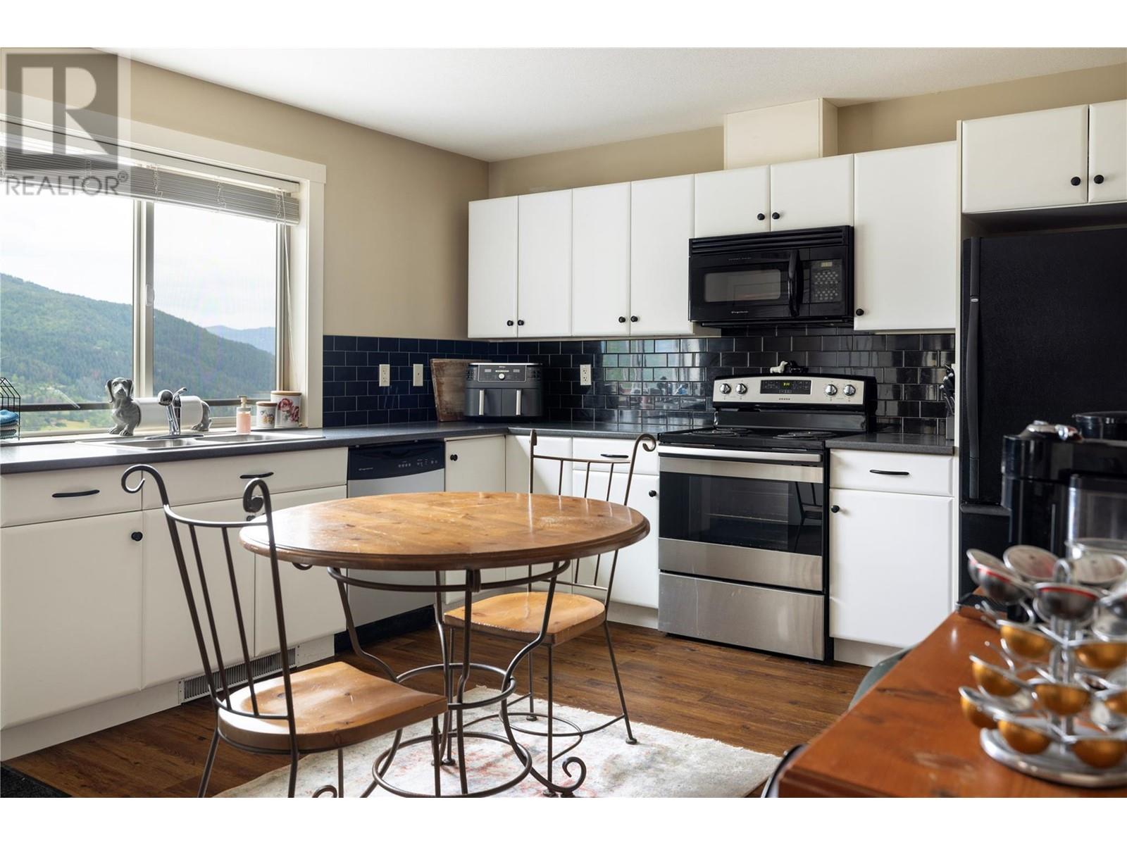 7221 Silver Ridge Drive, Vernon, British Columbia  V1B 4C6 - Photo 39 - 10340425