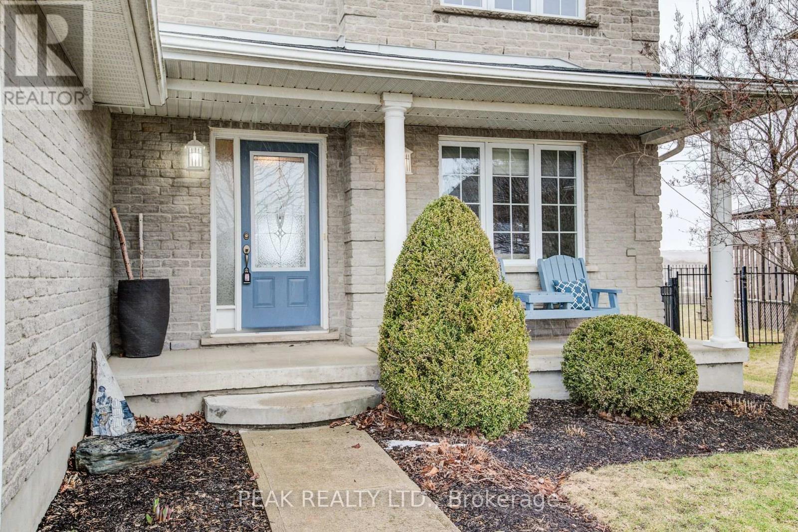 24 Applewood Street, Blandford-Blenheim, Ontario  N0J 1S0 - Photo 6 - X12121902